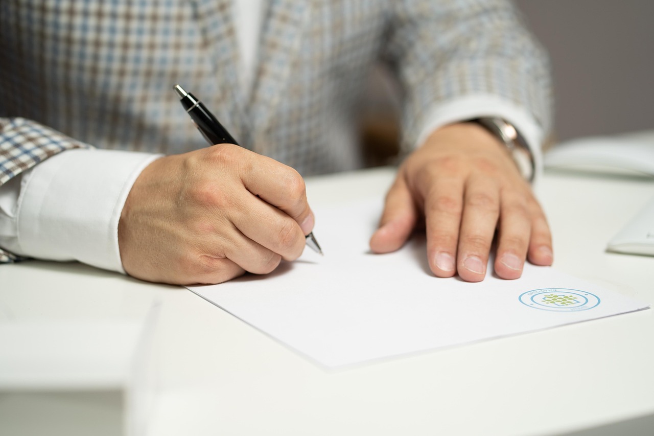 Devriez-vous vous incorporer ? Un guide pour les entrepreneurs canadiens